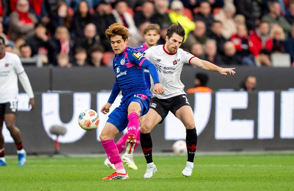 23岁利物浦旧将力挽狂澜,勒沃库森主场绝平美因茨,德甲连续两轮未尝胜绩